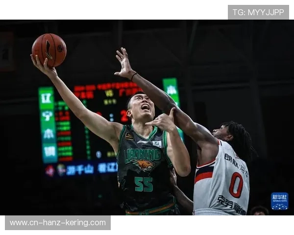 辽宁本钢主场激战新疆广汇巅峰对决再掀CBA赛场激情风暴