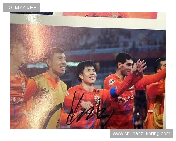 蒿俊闵再度闪耀绿茵场领衔球队展现老将风采书写全新传奇篇章