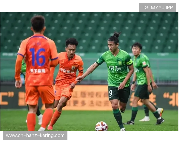 山东泰山主场激战北京国安巅峰对决再燃中超冠军悬念