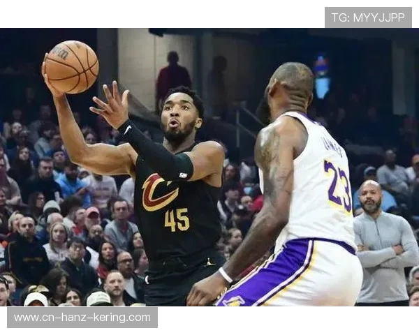 克利夫兰骑士全力出击激战劲敌上演巅峰对决引爆新赛季焦点之战