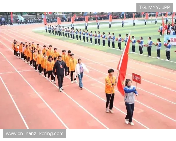 激情燃动绿茵赛场展现拼搏精神凝聚团队力量谱写青春华章