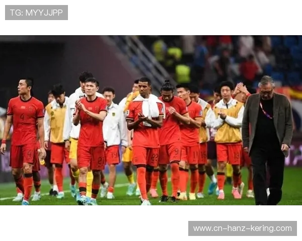 国足逆转击败劲敌全场沸腾年轻球员闪耀赛场展现中国足球新希望