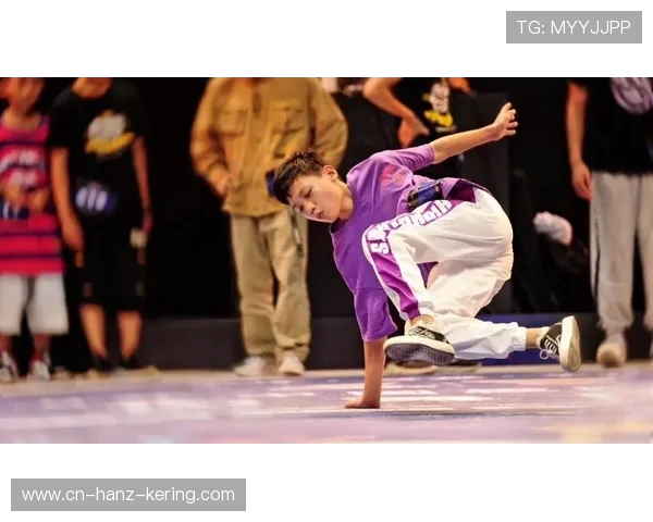 重庆极限运动嘉年华街舞队灵活性表现精彩点评与分析