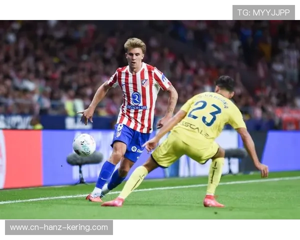 围绕足球明星探寻绿茵荣耀与职业生涯传奇故事全景解析与深度洞察 围绕足球明星探寻绿茵荣耀与职业生涯传奇故事全景解析与深度洞察