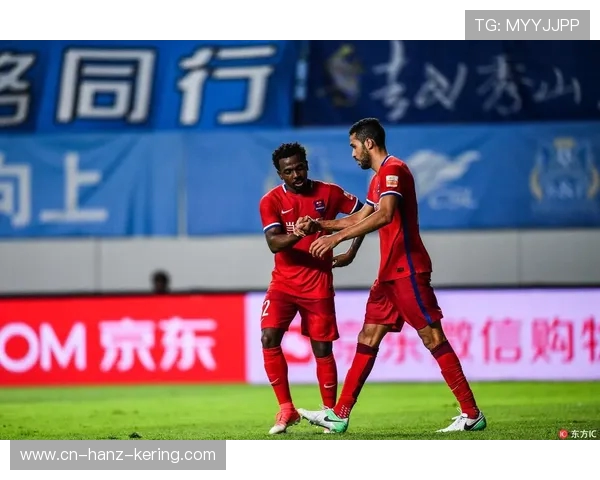 力帆与富力精彩对决集锦回顾展现足球魅力与激情的瞬间