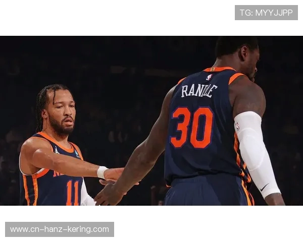 尼克斯与掘金激战正酣球迷期待精彩对决与惊艳表现 尼克斯与掘金激战正酣球迷期待精彩对决与惊艳表现